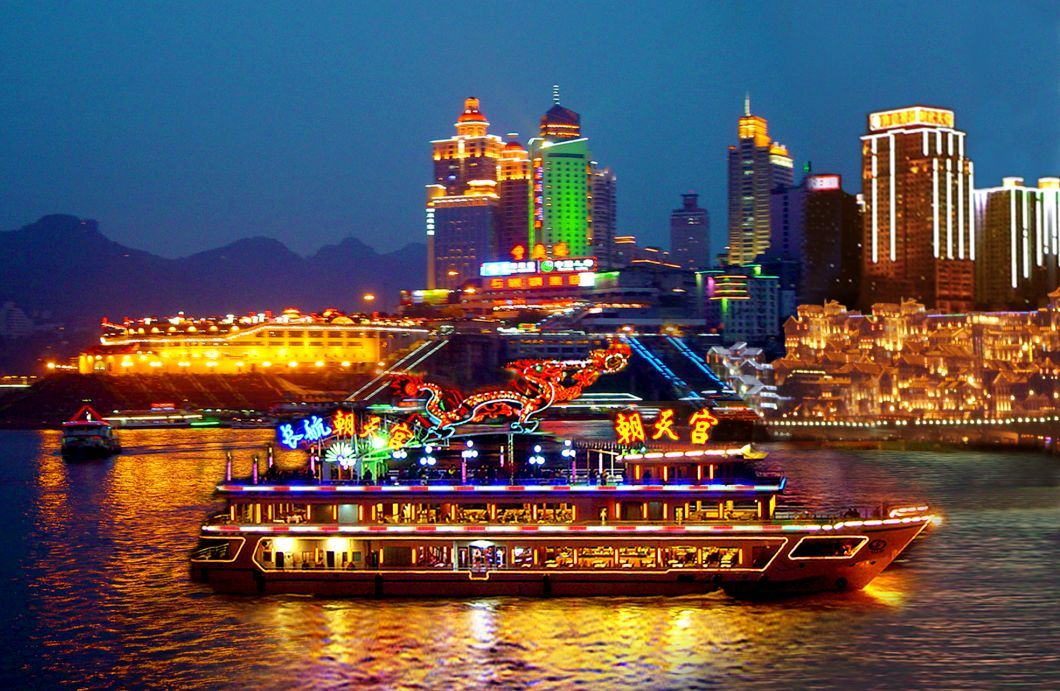 Ночной круиз по Янцзы